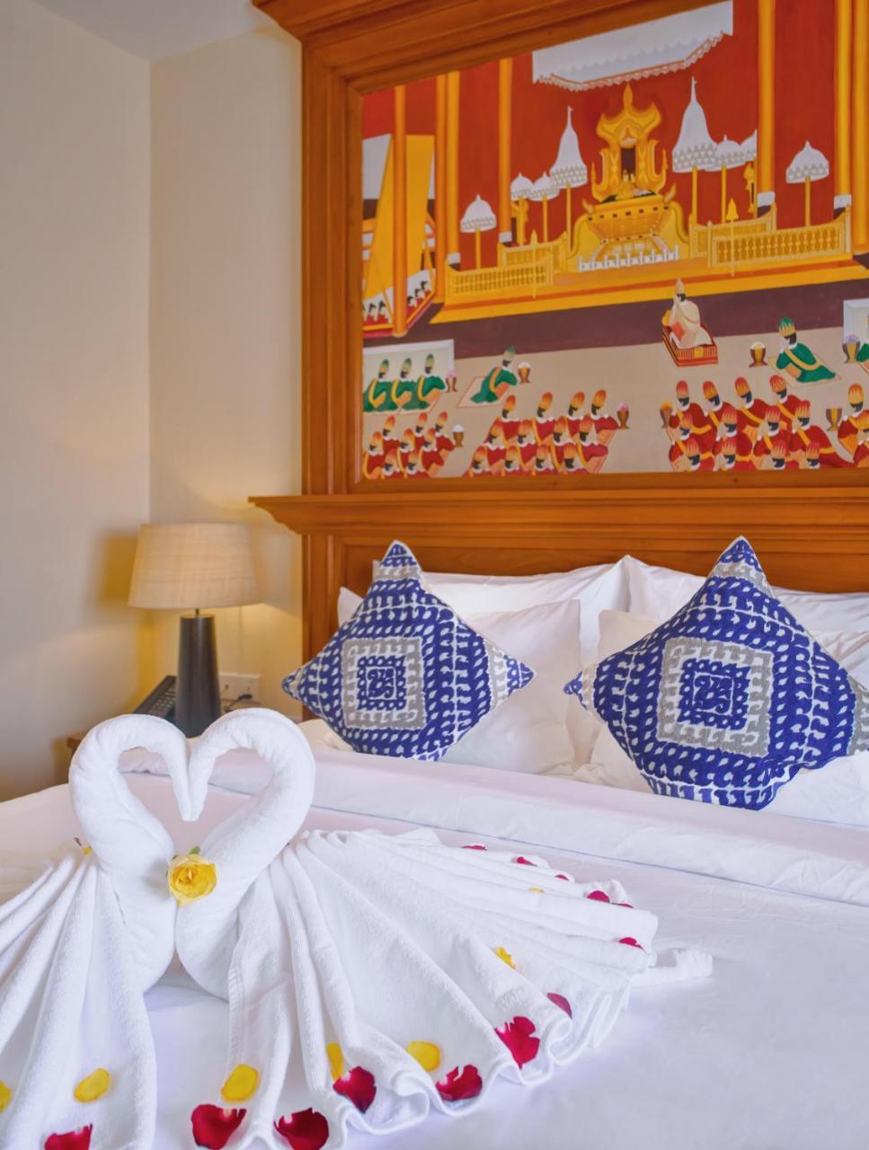 Sunset Palace View Suites Mandalay Eksteriør billede